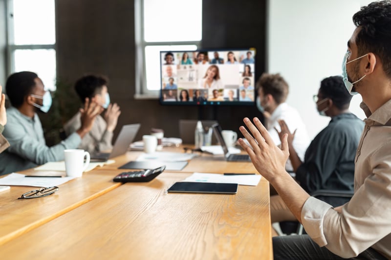 hybrid event with remote simultaneous interpreting hybrid event with remote simultaneous interpreting